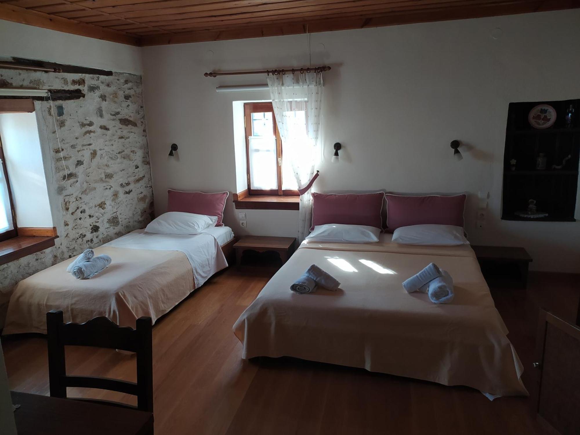 Archontiko Iatridis Hotel Mouresi Exterior photo